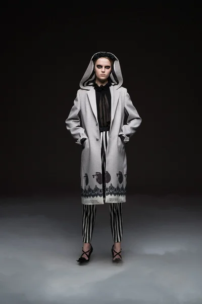 Look 19